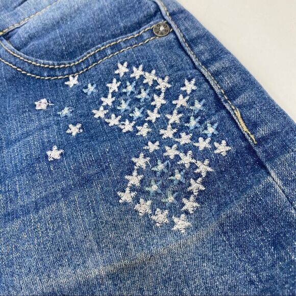 Vigoss Distressed Star Patch Shorts‎ - Picture 3 of 9
